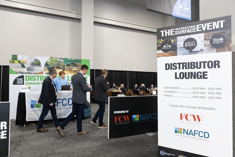 Distributor Lounge
